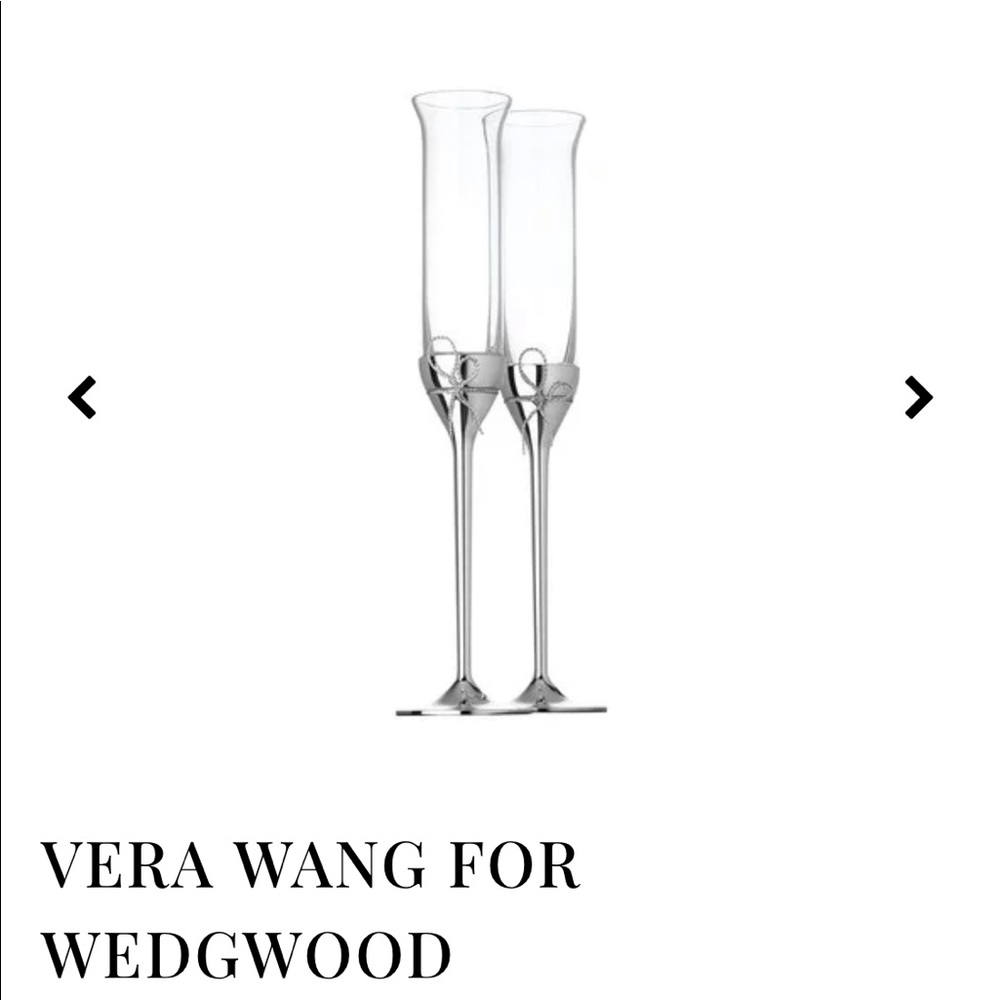Vera wang love knot toasting flutes